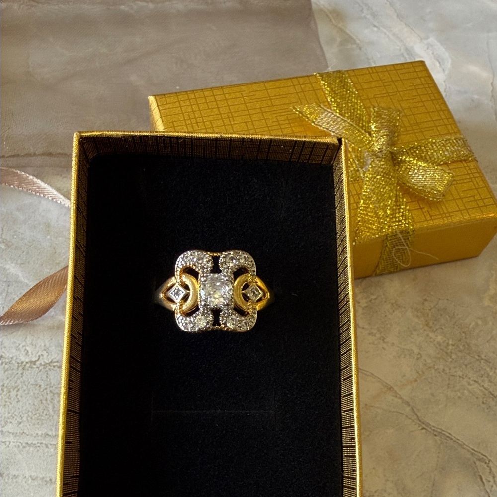 Elegant plated Gold and Silver Women's Ring  Size 7